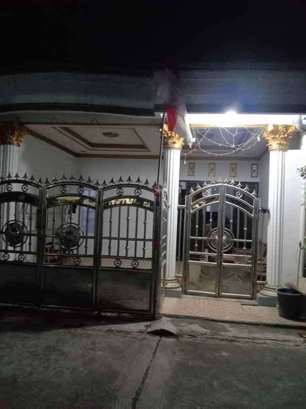 rumah full renovasi dijual murah