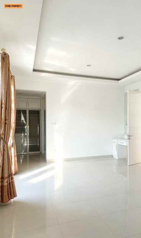 rumah hook rapi siap huni citra gran cibubur