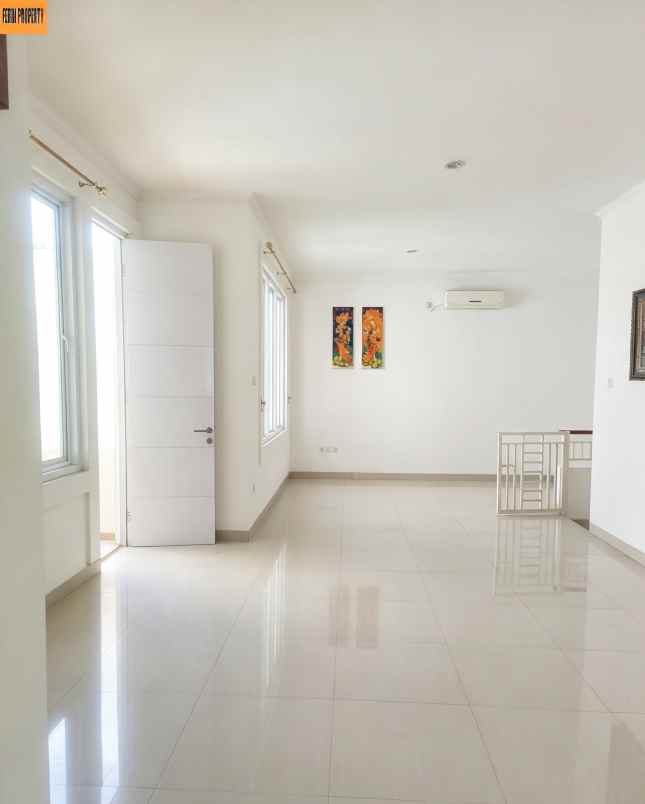 rumah hook rapi siap huni citra gran cibubur