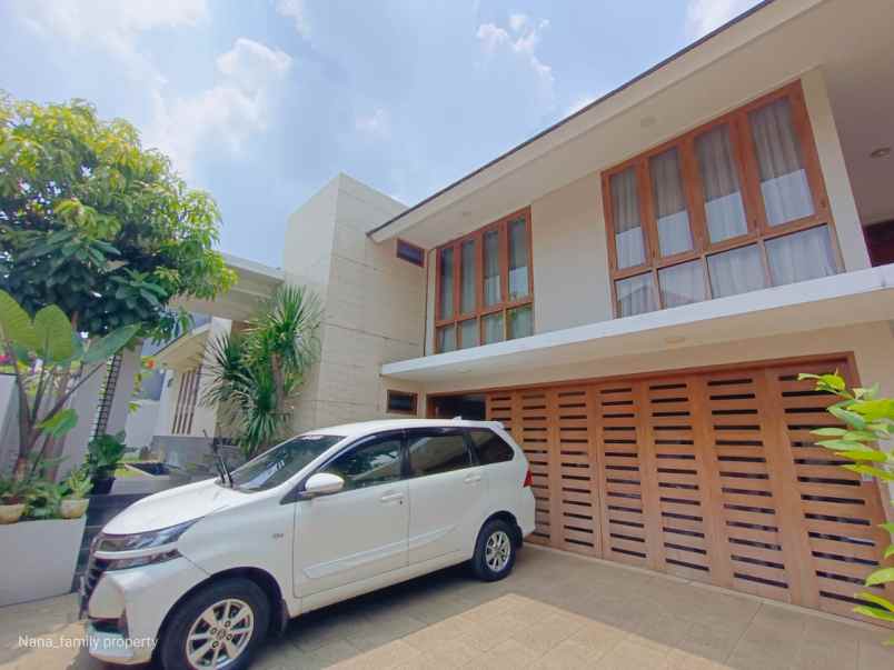 rumah impian area joglo 5 1 kt pool garasi 4 mobil shm