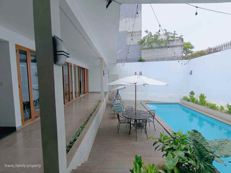 rumah impian area joglo 5 1 kt pool garasi 4 mobil shm