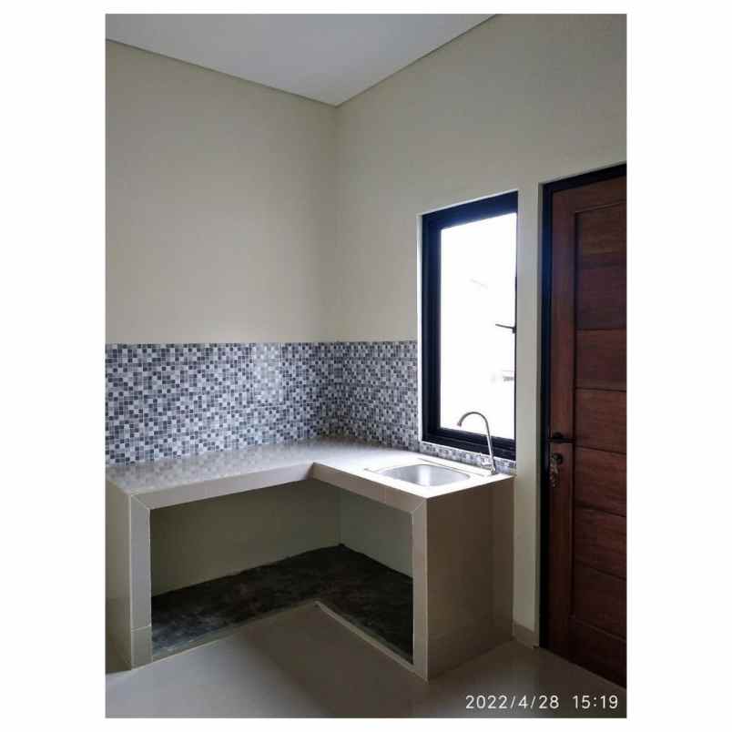 rumah jalan bukit indah serua