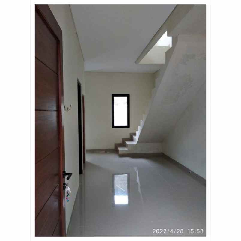 rumah jalan bukit indah serua