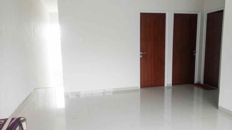 rumah jalan kolonel masturi 41