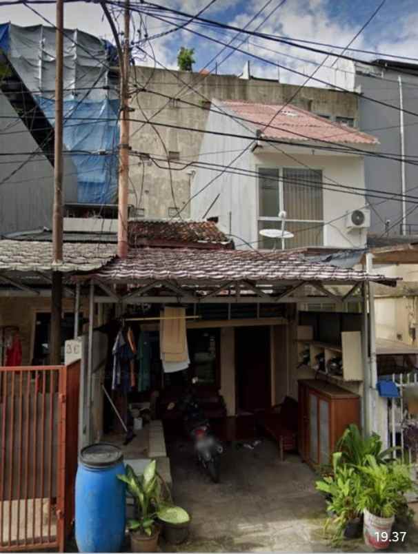 rumah jalan panglima polim