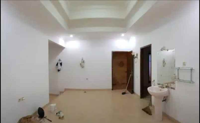 rumah jalan tengger samping kampus akpol candisari