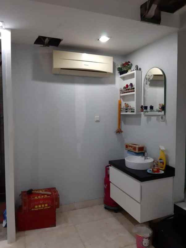 rumah janur elok residence