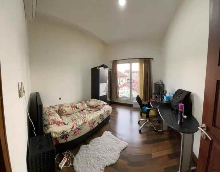 rumah jl ampera cilandak jakarta