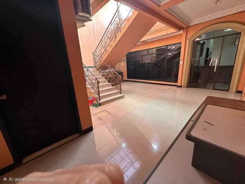 rumah jl besuki perak timur strategis