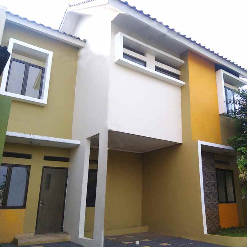 rumah jl komp d golden grogol