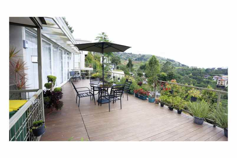 rumah jl pakar timur ciburial