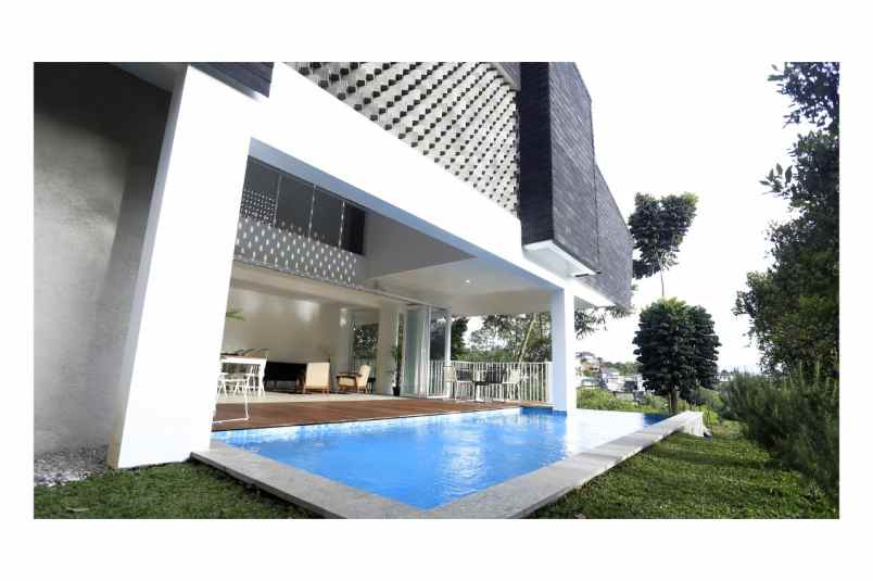 rumah jl pakar timur ciburial