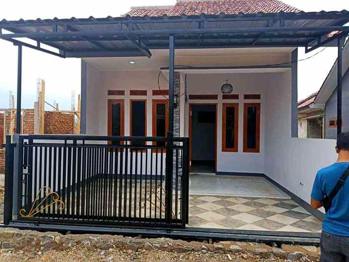 rumah jl raya leuwidulang desa