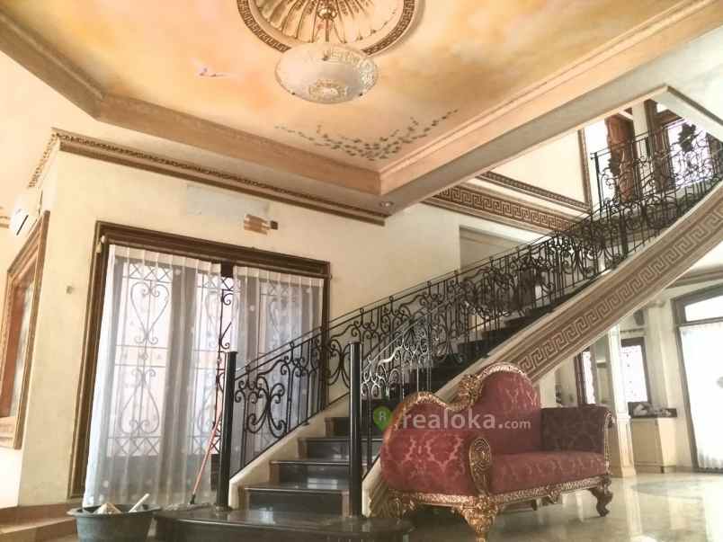 rumah kadirojo sleman