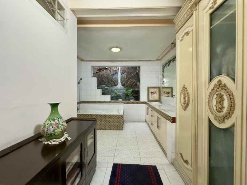 rumah karah indah strategis siap huni furnished