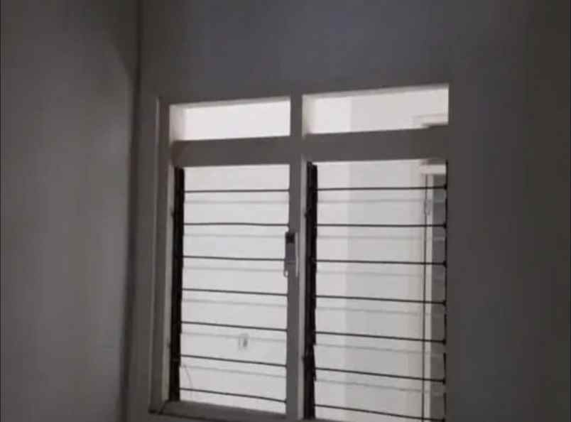 rumah kosong di kutisari indah barat daerah tenggilis