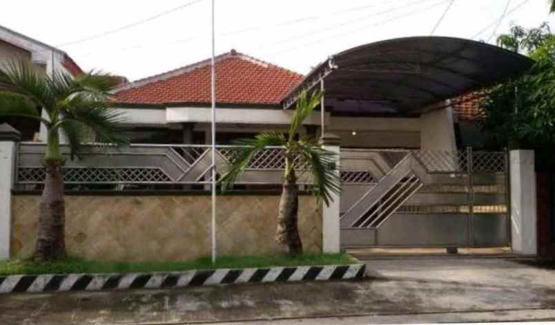 rumah kutisari surabaya row jalan 2 5 mobil