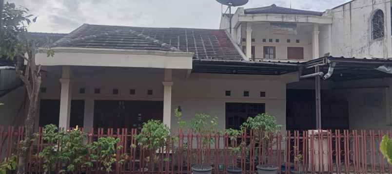 rumah lama siap huni di ujungberung bandung