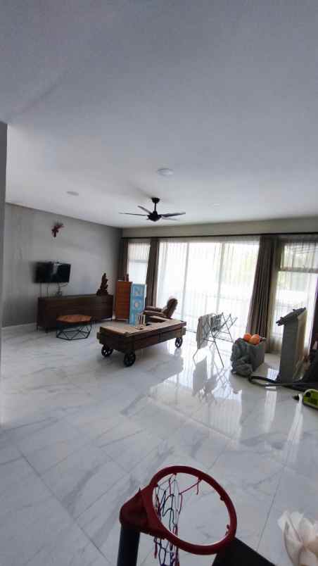 rumah lebak arum strategis row jalan 5m