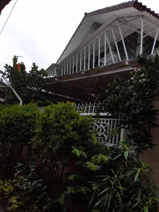 rumah meruyung limo depok