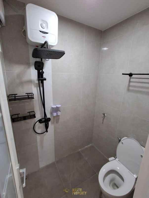 rumah mewah konsep villa free furnished di ngaglik