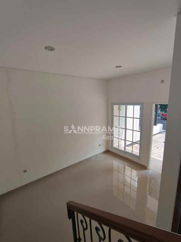 rumah minimalis 2 lantai di sentul bogor