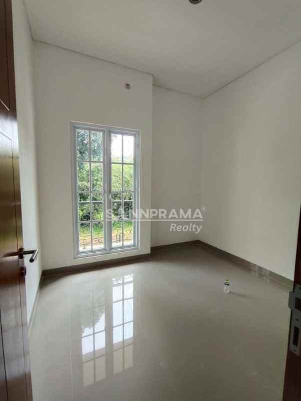rumah minimalis 2 lantai di sentul bogor