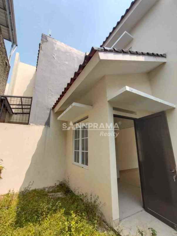 rumah minimalis 2 lantai di sentul bogor