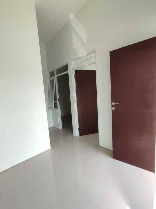 rumah modern lokasi dekat kampus uin malang