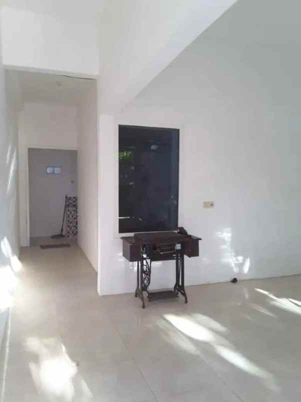 rumah murah 1 5 lantai area barata jaya ngagel