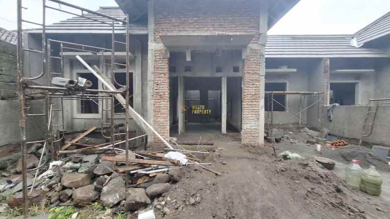 rumah murah 3 kt dalam cluster area prambanan