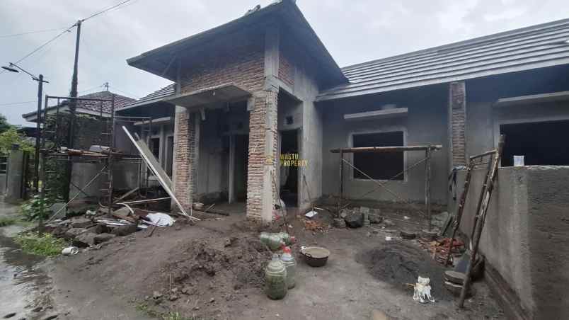 rumah murah 3 kt dalam cluster area prambanan