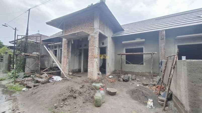 rumah murah 3 kt dalam cluster area prambanan