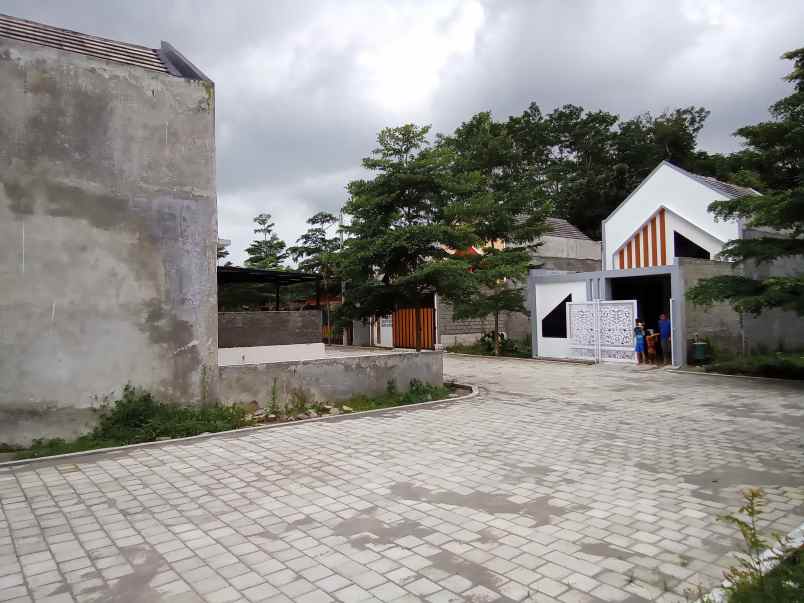 rumah murah 300 jutaan di dekat exit tol pram