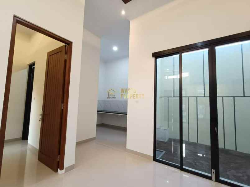 rumah murah 500 meter dari pasar cebongan siap huni