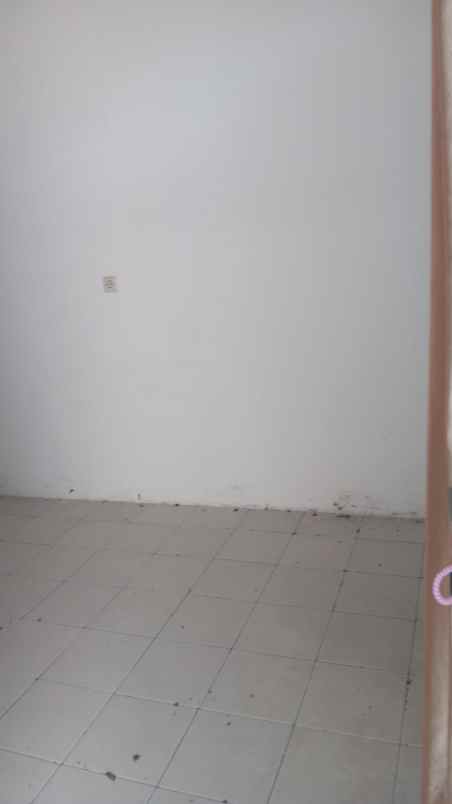 rumah murah dan luas dekat stasiun kereta