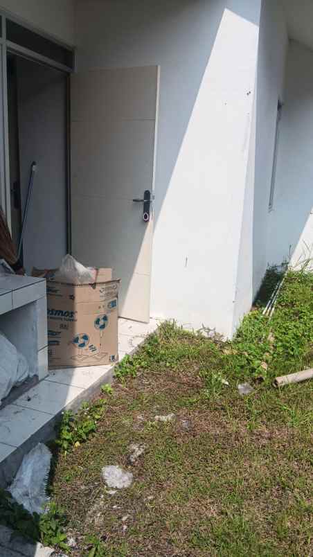 rumah murah dan luas dekat stasiun kereta