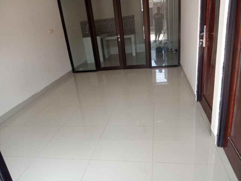 rumah murah lokasi strategis dekat sadang dan cikopo