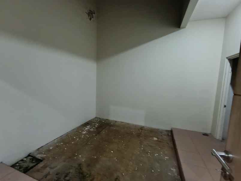 rumah new dukuh kupang 2 lantai siap huni surabaya