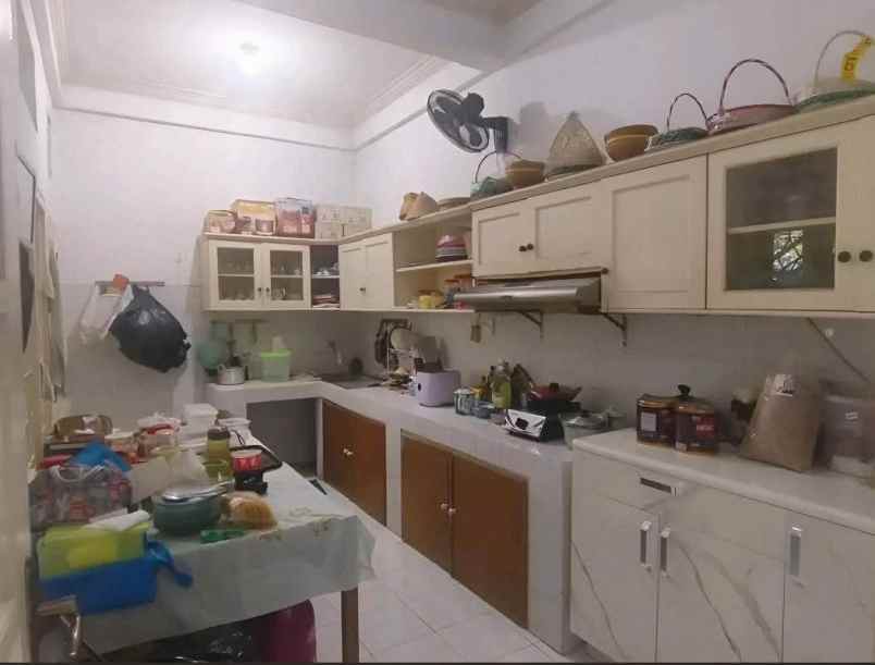 rumah nyaman gajahmungkur semarang