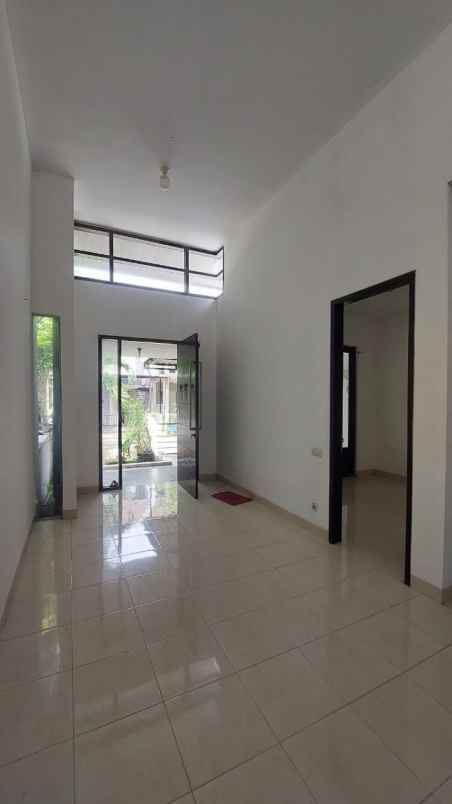 rumah pantai mentari dekat mulyosari lebak ploso dnd