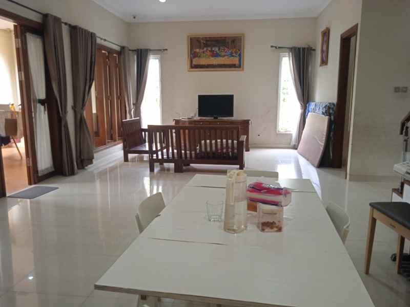 rumah puri banda town house