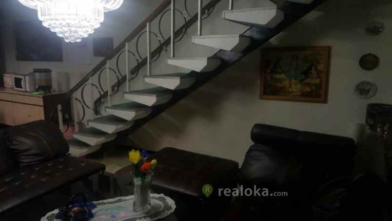 rumah r e martadinata