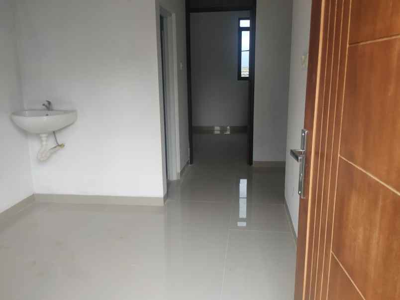 rumah scandinavian ceger cipayung jakarta timur