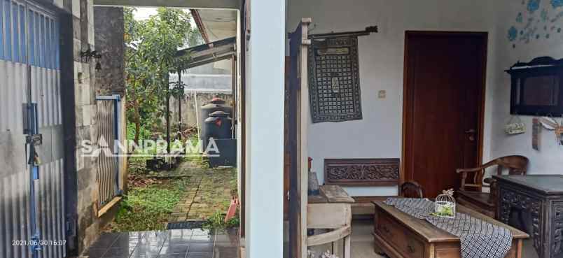 rumah second dekat tol brigif