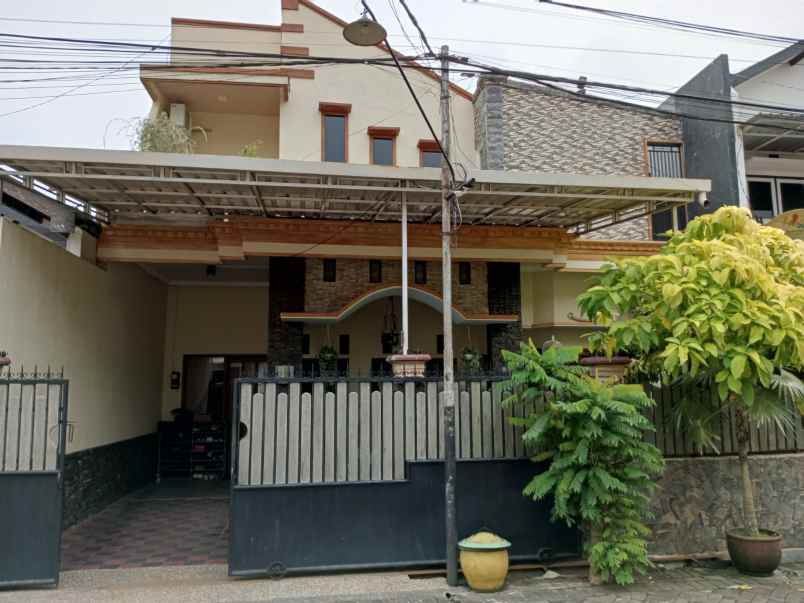 rumah second mewah di pusat malang