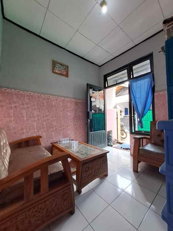 rumah second siap huni di sukmajaya depok