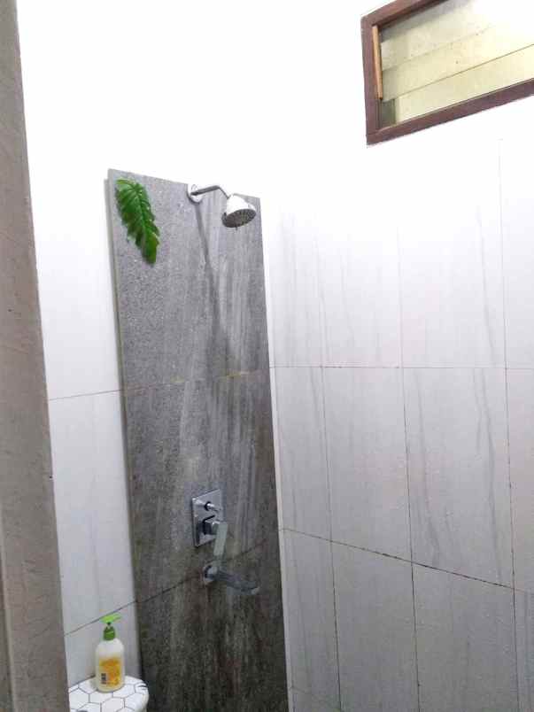 rumah second siap huni perum puri depok mas