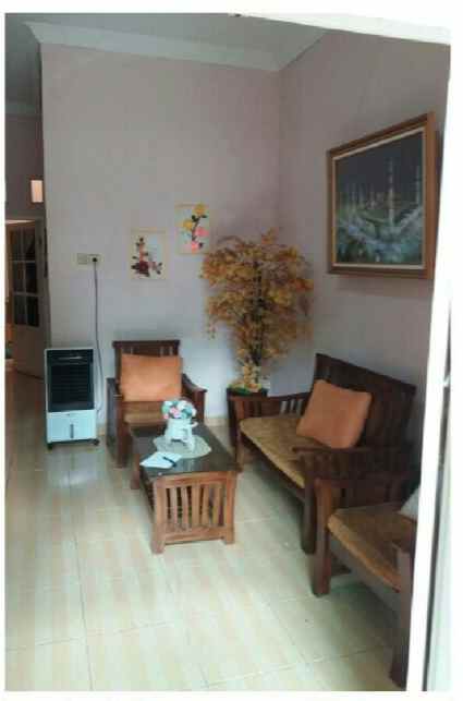 rumah second strategis di kukusan depok