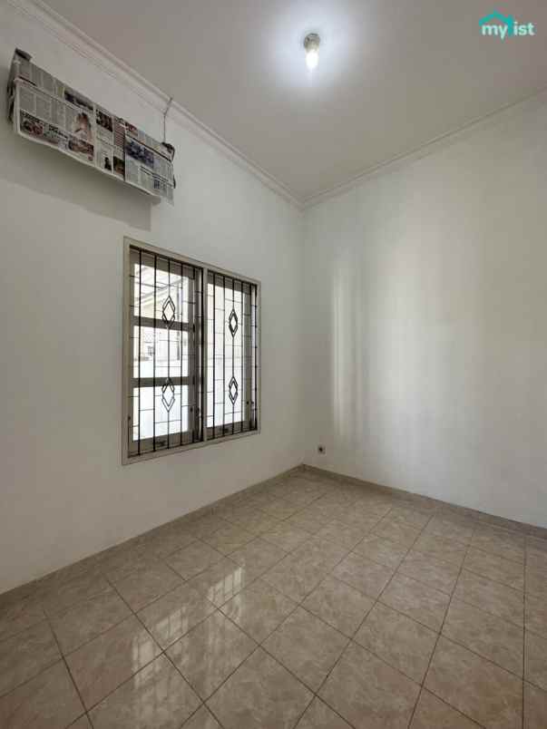 rumah siap huni dalam cluster purimas kosongan terawat